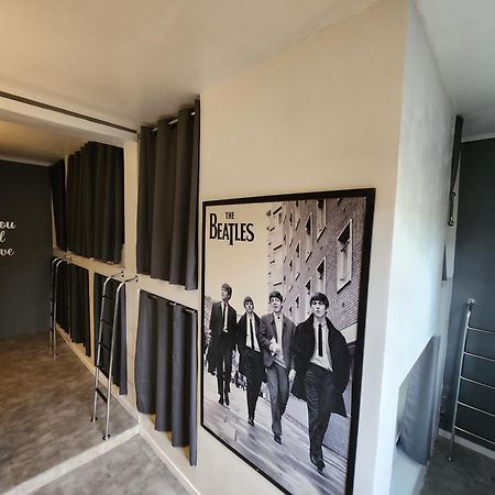 Vila Rock Hostel - Proximo Allianz Parque, Vila Madalena, Av Paulista, Hospital Das Clinicas Incor Fmusp São Paulo Eksteriør billede